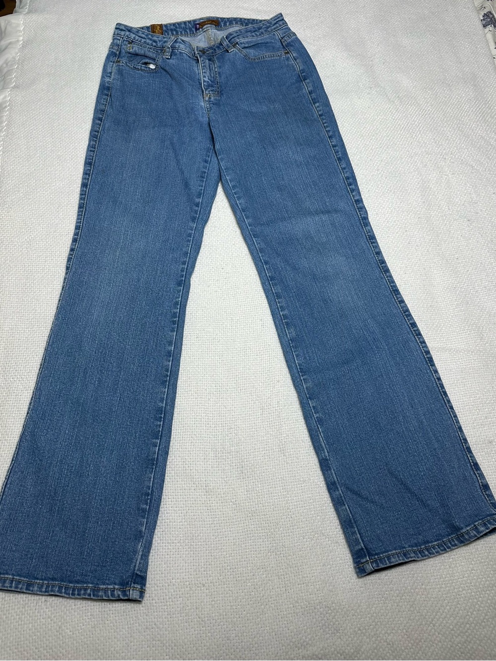 Vintage Y2K Wrangler "Aura" Jeans - High Rise, Straight Leg